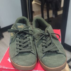 Puma Men's Olive Green Sneakers